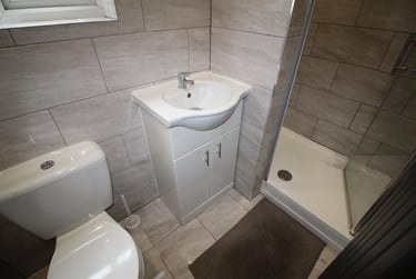 6 bed house, Arnesby Road, Lenton, Nottingham, NG72EA - Image 2